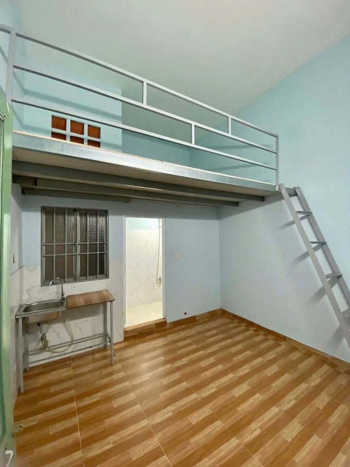 Phòng trọ Phú Mỹ, Quận 7, 18m² - Giờ giấc tự do, giá thỏa thuận!