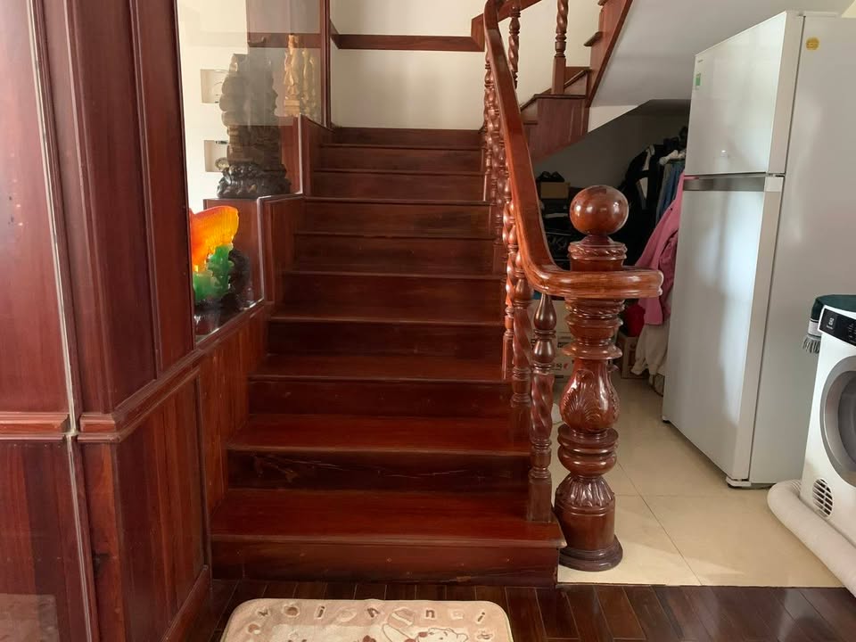 Nhà phố Lò Lu, Quận 9 - 170m² giá 12.5 tỷ - Đầu tư sinh lời ngay!