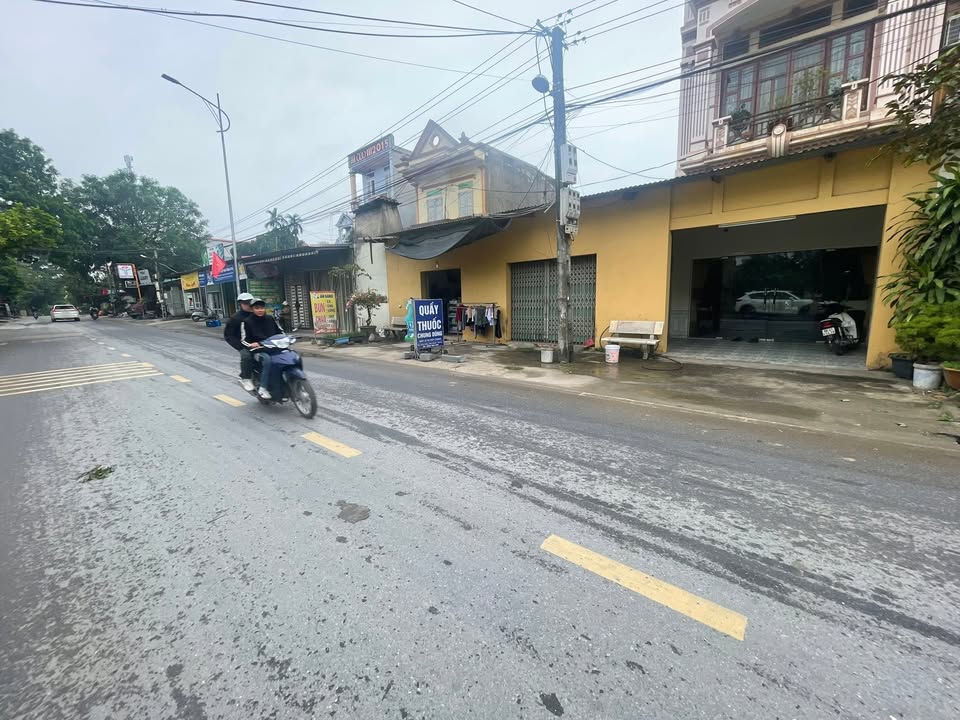 FrontHouse mặt đường 302 Bình Xuyên 68m² chỉ 1 tỷ - Kinh doanh mọi mặt hàng!