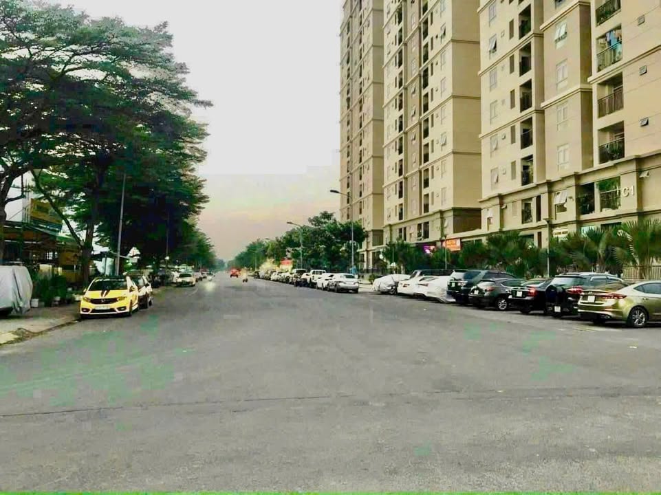 Bán Nhà Góc 2MT Đường Trần Não, Thủ Đức 725m² - Vị trí đẹp, đầu tư thông minh!