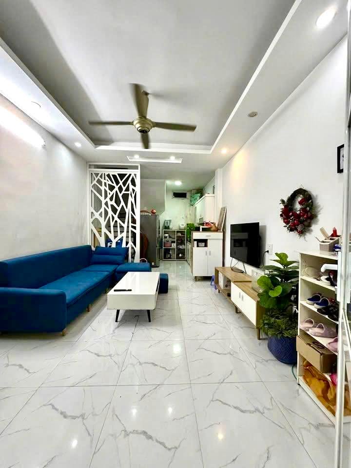 Nhà cho thuê phố Đại Đồng, Vĩnh Hưng 4 tầng - 2 phòng ngủ, full nội thất chỉ 8 triệu/tháng!