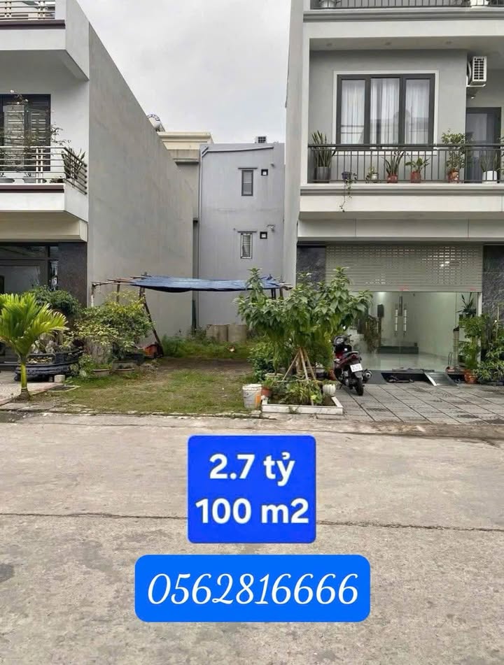 Đất nền kinh doanh mặt tiền 5.5m tại Xuân La - Giá 2.6 tỷ - Sổ hồng chính chủ