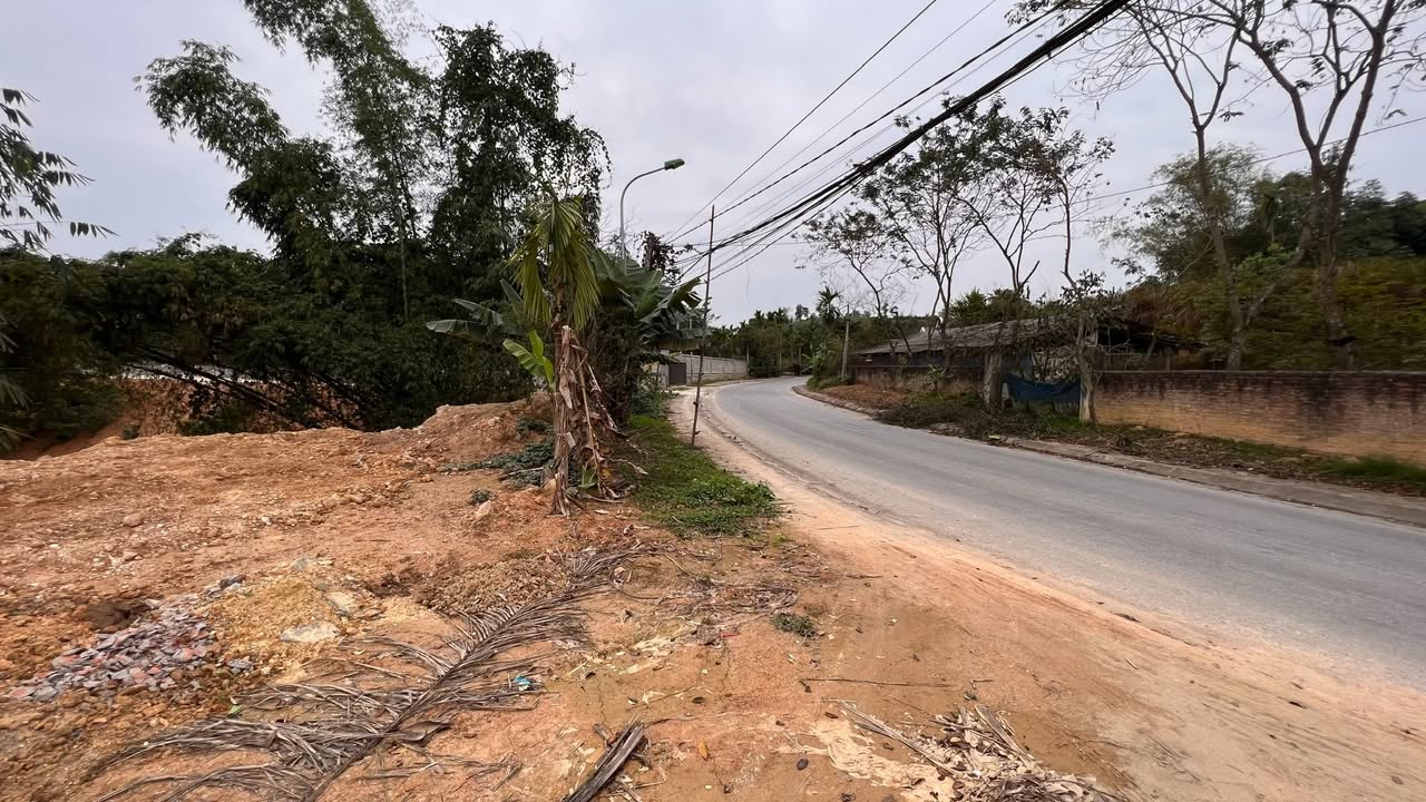 Đất vườn Văn Phú Yên Bái 1000m² giá 1 tỷ - Mặt tiền khủng 40m!