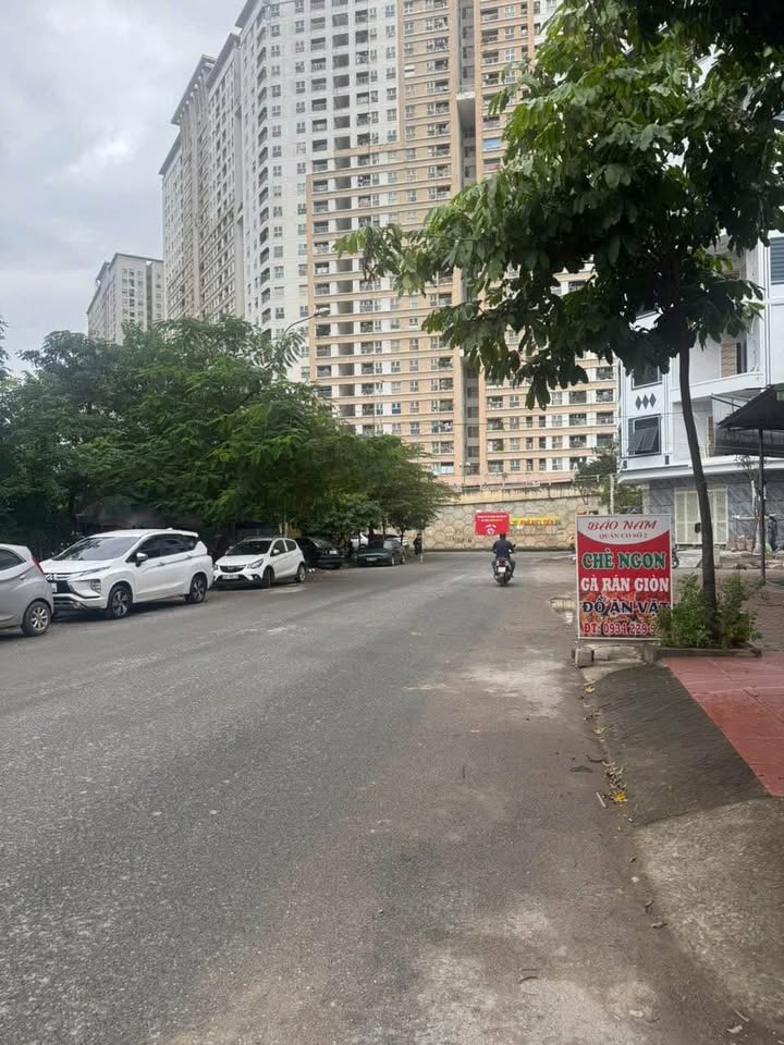 Đất dịch vụ Yên Nghĩa 52m² giá chỉ 13 tỷ - Cơ hội đầu tư sinh lời!