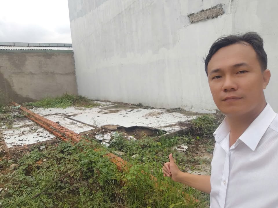 Đất nền Bình Hòa, Thuận An 56m² giá 2.9 tỷ - Sổ hồng chính chủ, thuận tiện ở ngay!