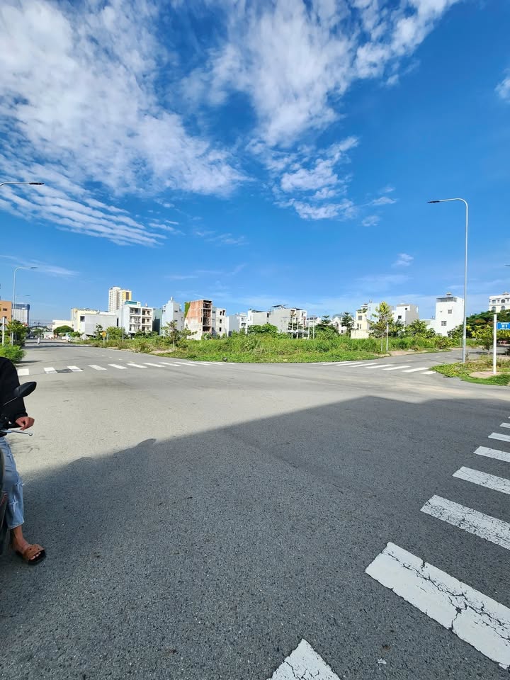 Đất góc 2 mặt tiền KDC Bình An 154.2m² giá 11 tỷ - Sổ hồng chính chủ