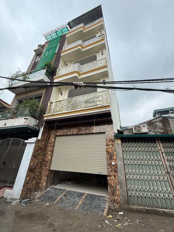 Nhà riêng Xuân Đỉnh 57m² giá thỏa thuận - Ô tô vào nhà, thang máy hiện đại!