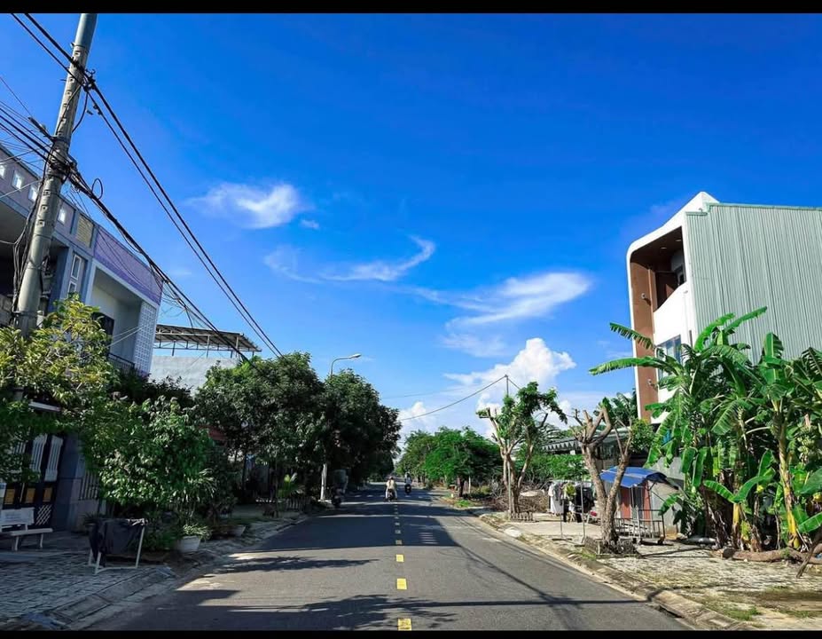Đất gần biển Non Nước, Đà Nẵng 100m² giá 5.3 tỷ - Cơ hội đầu tư tuyệt vời!