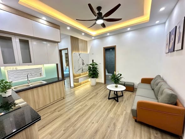 Căn hộ CT12C Kim Văn Kim Lũ quận Hoàng Mai 53.5m² giá 4 tỷ - Đón lộc tài với ban công Tây Bắc!