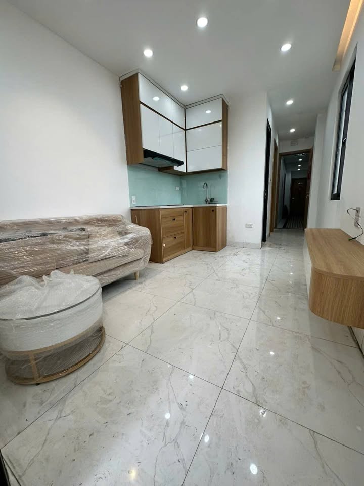 Căn hộ CCMN Thang Máy An Dương Vương Tây Hồ 40m² giá 1.89 tỷ - Nội thất full đẹp, sẵn sàng vào ở!