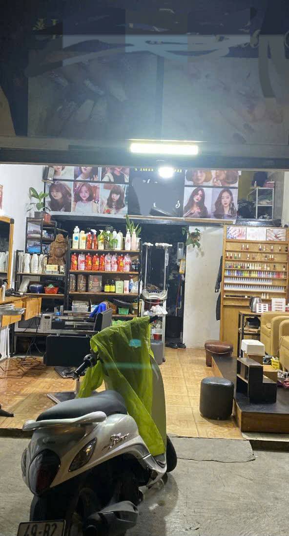 Cho thuê mặt bằng tiệm tóc phố Hai Bà Trưng Đà Lạt 30m² - Sẵn sàng kinh doanh!