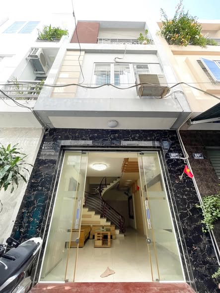 Nhà 3,5 tầng phố Văn Cao, Hải Phòng 43m² giá 2.68 tỷ - Sổ đỏ chính chủ!