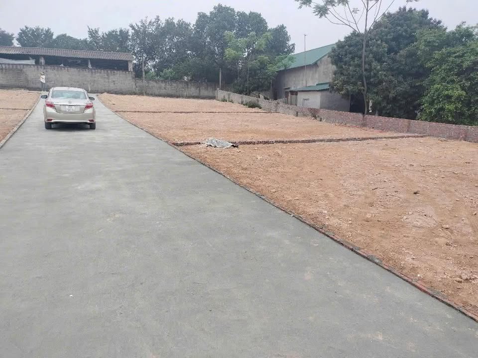 Lô đất Ba Trại 158m² giá 900 triệu - Vị trí đắc địa gần trường học!