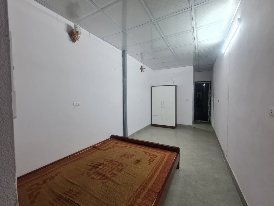 Phòng trọ cho thuê tại ngõ 188 đường Đại Mỗ, 20m² giá 3.5 triệu - Không chung chủ, tự do giờ giấc!