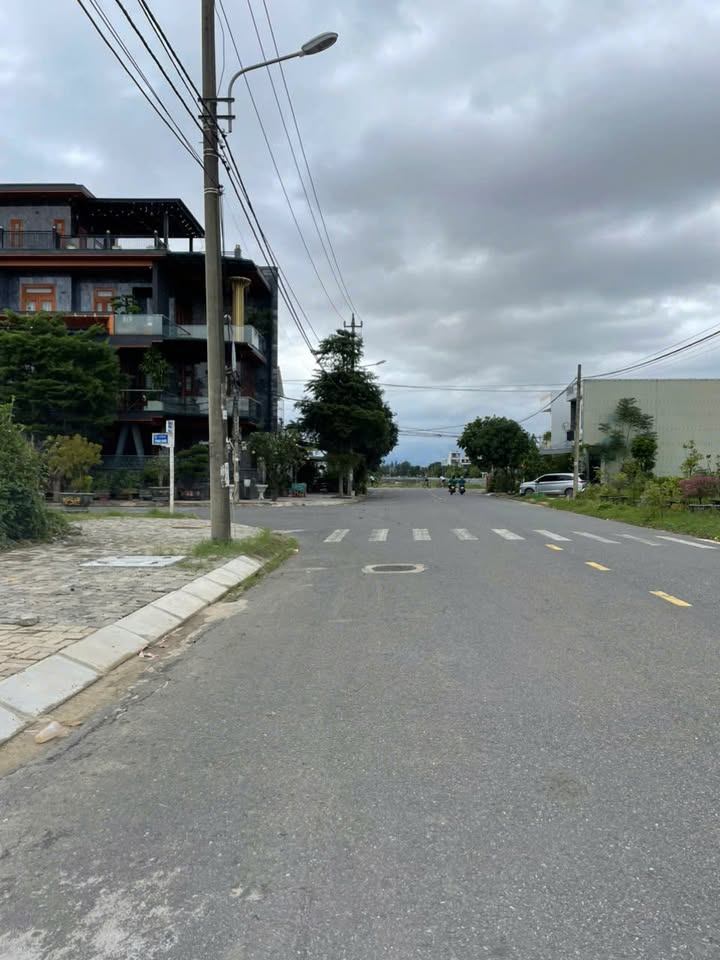 Bán gấp FrontHouse Trương Minh Ký, 109m² giá 5.65 tỷ - Đầu tư sinh lời vượt trội!