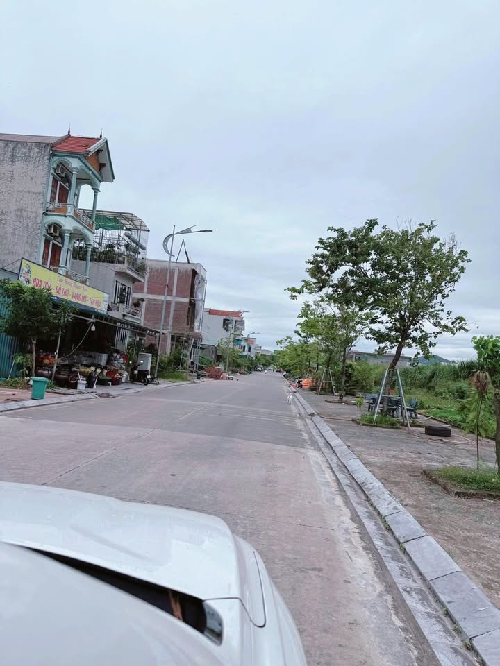 Bán lô đất nền tại đường Duy Tân, phường Hải Yên, 90m² - Cơ hội đầu tư sinh lời!