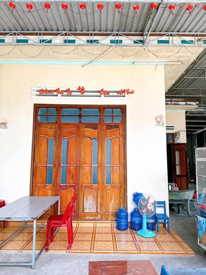 Nhà riêng tại xã Quảng Sơn, Ninh Sơn 300m² giá 1.35 tỷ - Sẵn sàng vào ở!