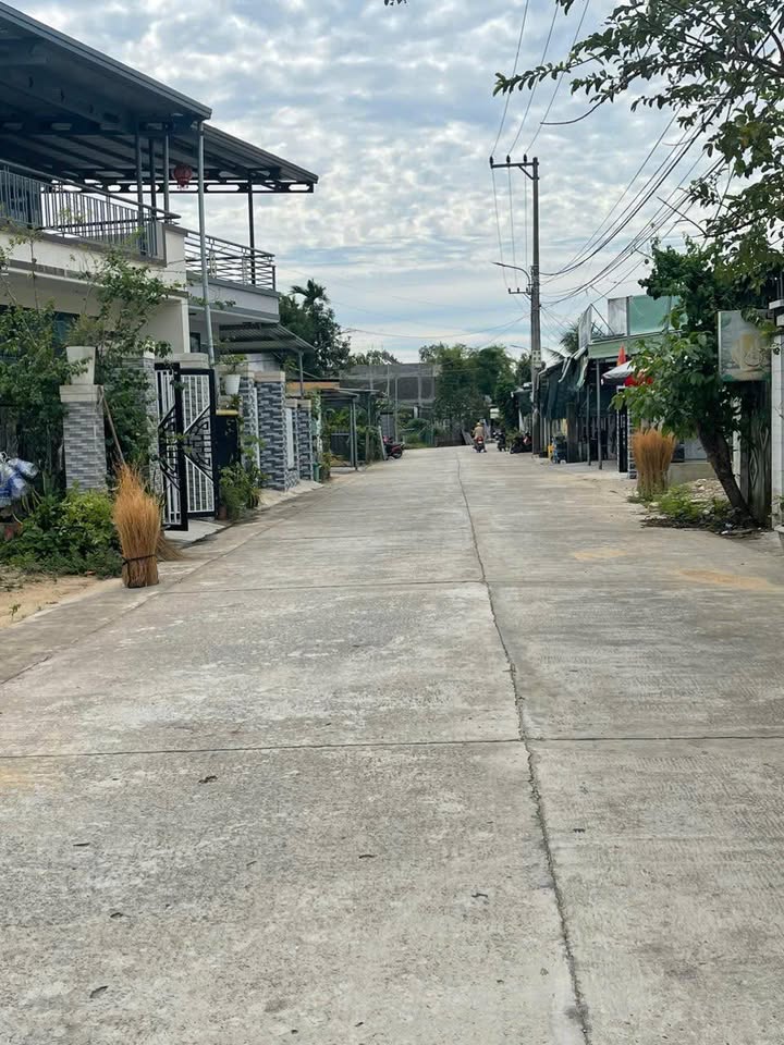 Đất nền Hòa Tiến, Đà Nẵng 124m² giá chỉ 1.45 tỷ - Cơ hội đầu tư hấp dẫn!