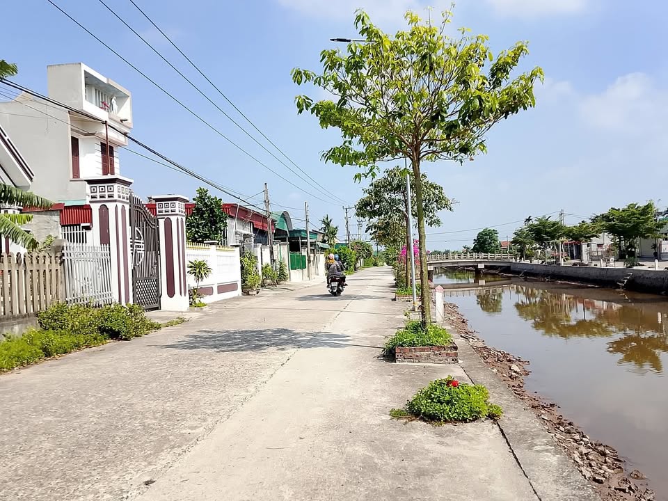 Lô đất mặt kênh Kim Trung 399m² giá thỏa thuận - Cơ hội đầu tư hấp dẫn!