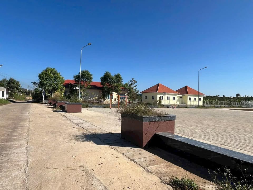 Đất nền Bảo Lộc 294m² giá 1.75 tỷ - Sổ đỏ chính chủ, vị trí đắc địa!