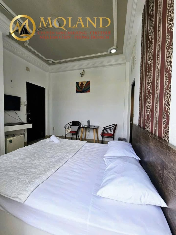 Khách sạn sang nhượng HXH Điện Biên Phủ, Quận 3 giá 700 triệu - Cơ hội đầu tư tuyệt vời!