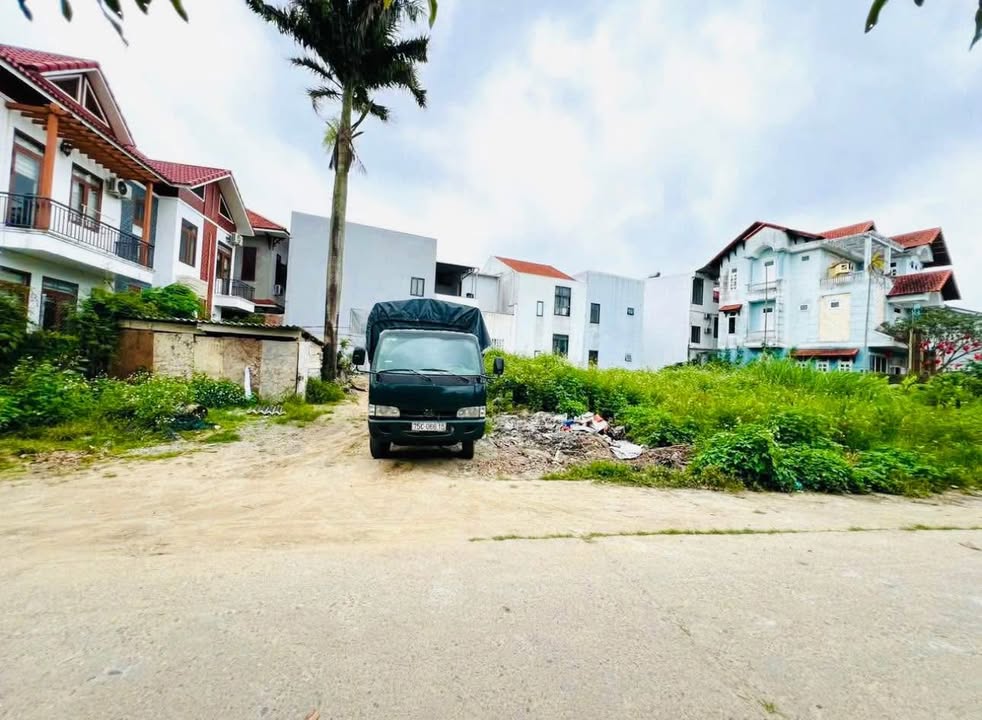 Đất mặt tiền Hoàng Trọng Mậu, Phú Thượng 109.5m² giá chỉ 2.5 tỷ - Đầu tư sinh lời ngay!