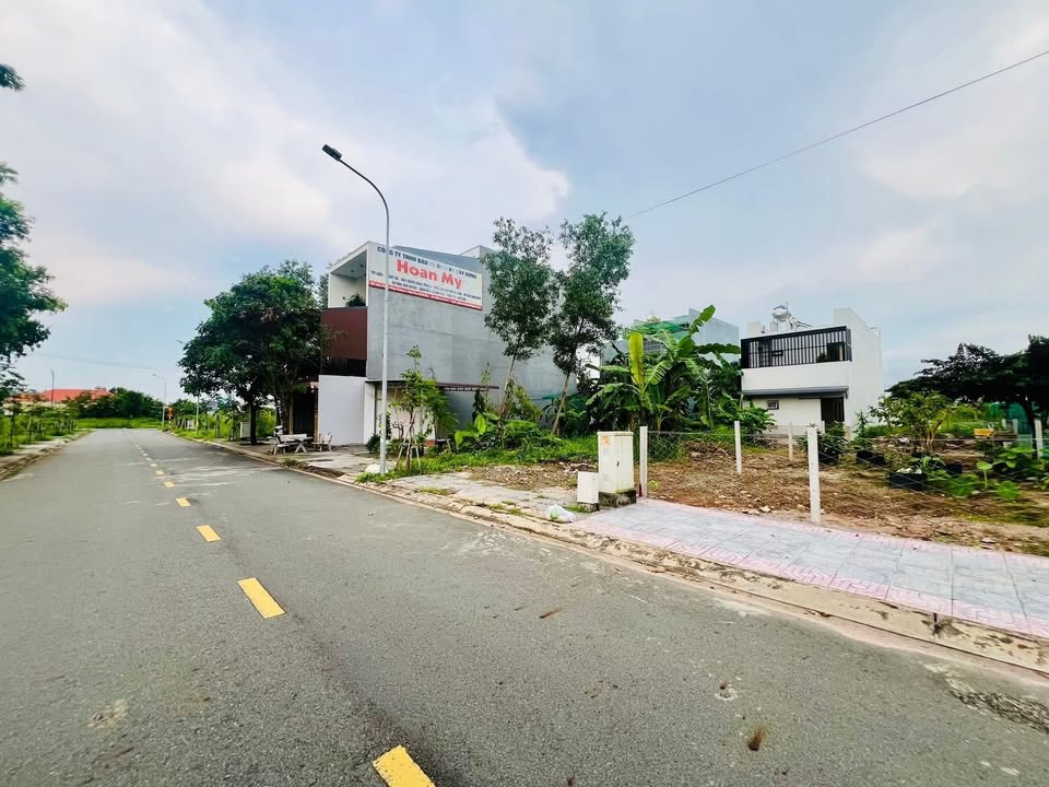 Đất lô góc Bà Rịa 132m² giá 3.75 tỷ - Đầu tư sinh lời ngay!