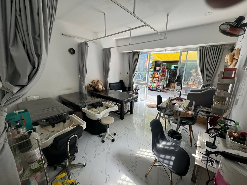 Mặt bằng kinh doanh Nguyễn Công Hoan, Phú Nhuận 21m² - Chính chủ cho thuê, sẵn sàng hoạt động!