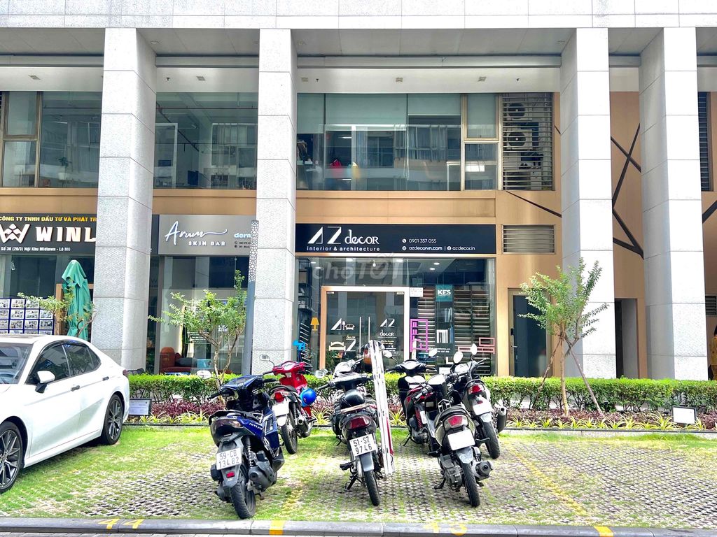 Mặt bằng 75m² khu Midtown Phú Mỹ Hưng, giá thuê chỉ 37 triệu/tháng