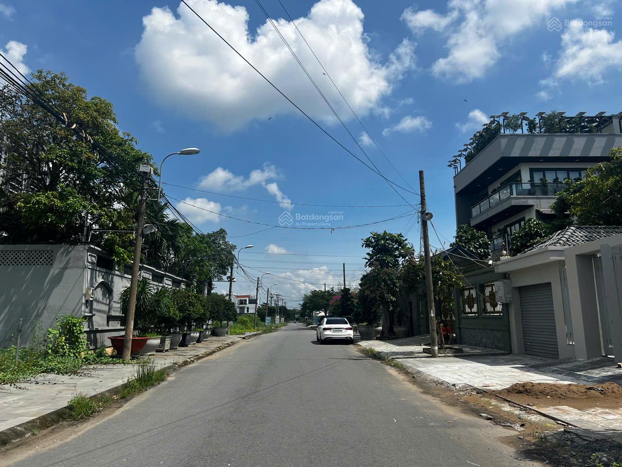 Biệt thự cho thuê 5PN, 4WC, 360m² tại Bách Khoa - Giá ưu đãi chỉ 40 triệu VND!