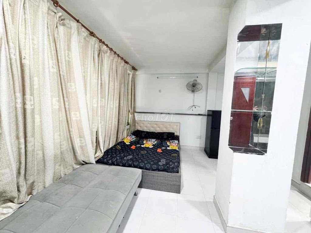 Phòng cho thuê đường Thái Phiên, Quận 11 - 25m², chỉ 5.1 triệu - Thoải mái nuôi thú cưng!