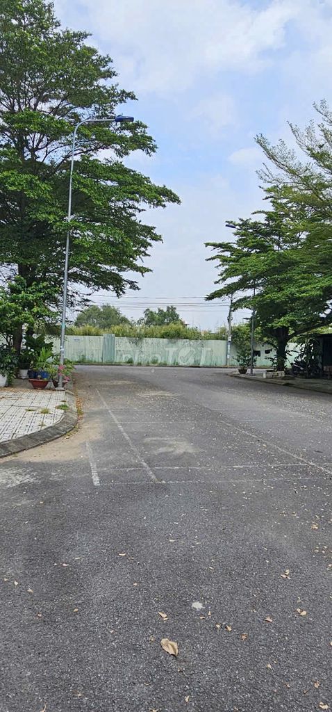 Nhà 1 Trệt 2 Lầu cho thuê ngay Nguyễn Thị Tư, Thủ Đức - Giá chỉ 7 triệu