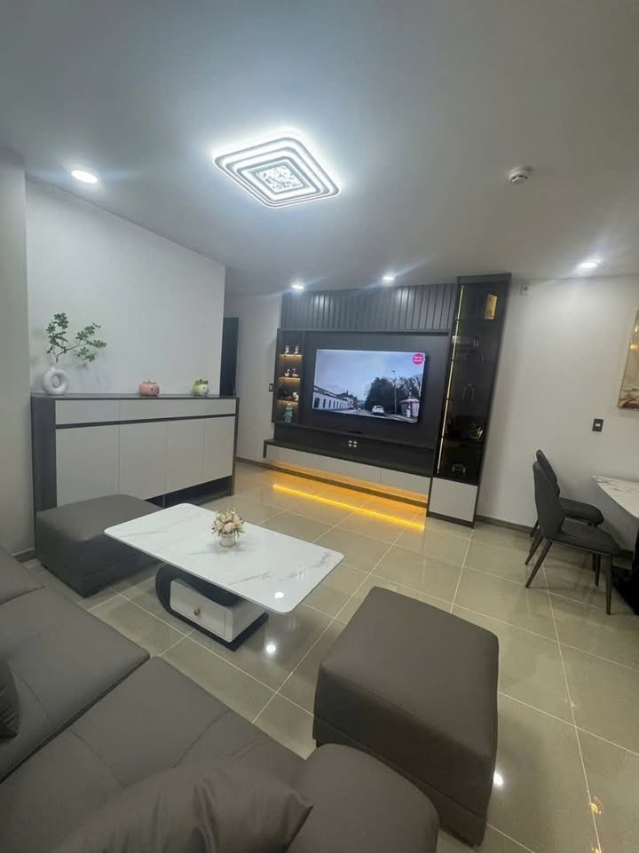 Căn hộ Hoàng Kim Thế Gia quận Bình Tân 85m² giá 4.1 tỷ - Dọn vào ở ngay!