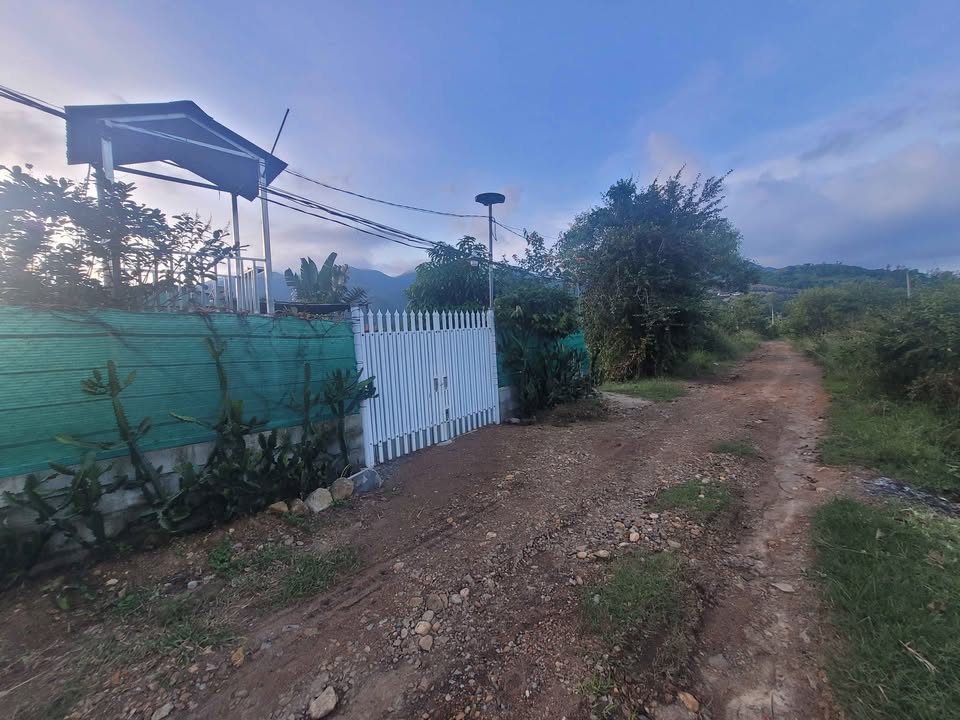 Đất nền Phước Đồng Nha Trang 224,9m² giá 700 triệu - Sổ đỏ chính chủ, vị trí đẹp