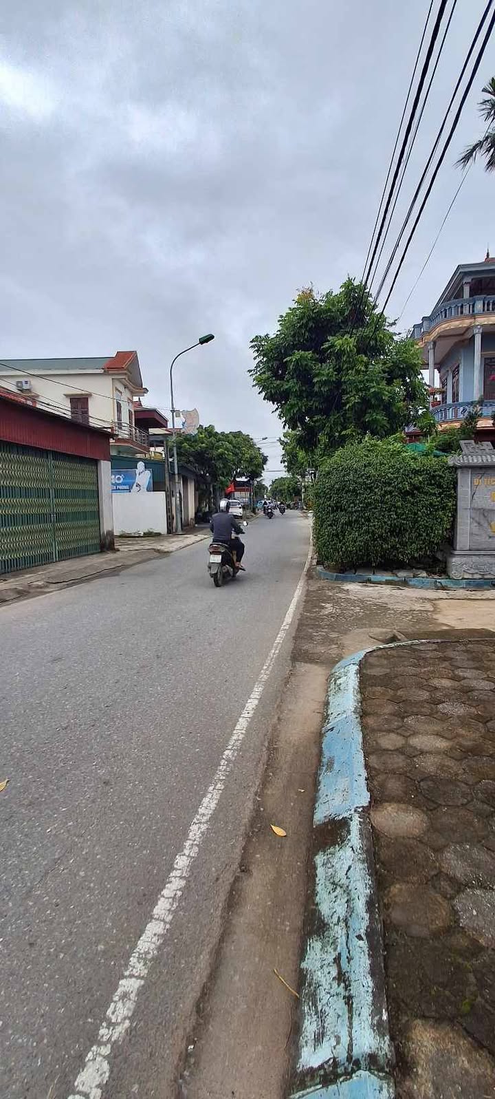 Bán nhà 2 tầng mặt đường Vân Cát, Kim Thái 237m² - Sẵn sàng vào ở ngay!