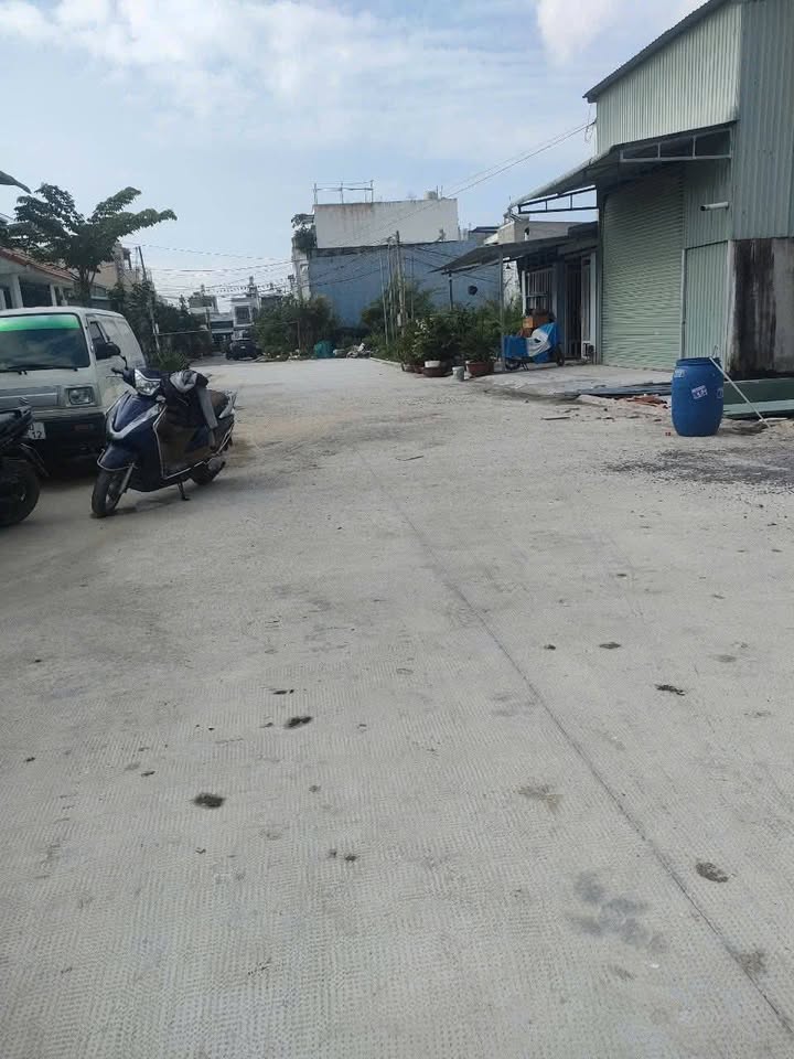 Kho cho thuê tại Vĩnh Phú, Thuận An 120m² giá chỉ 8 triệu - Không thể bỏ lỡ!