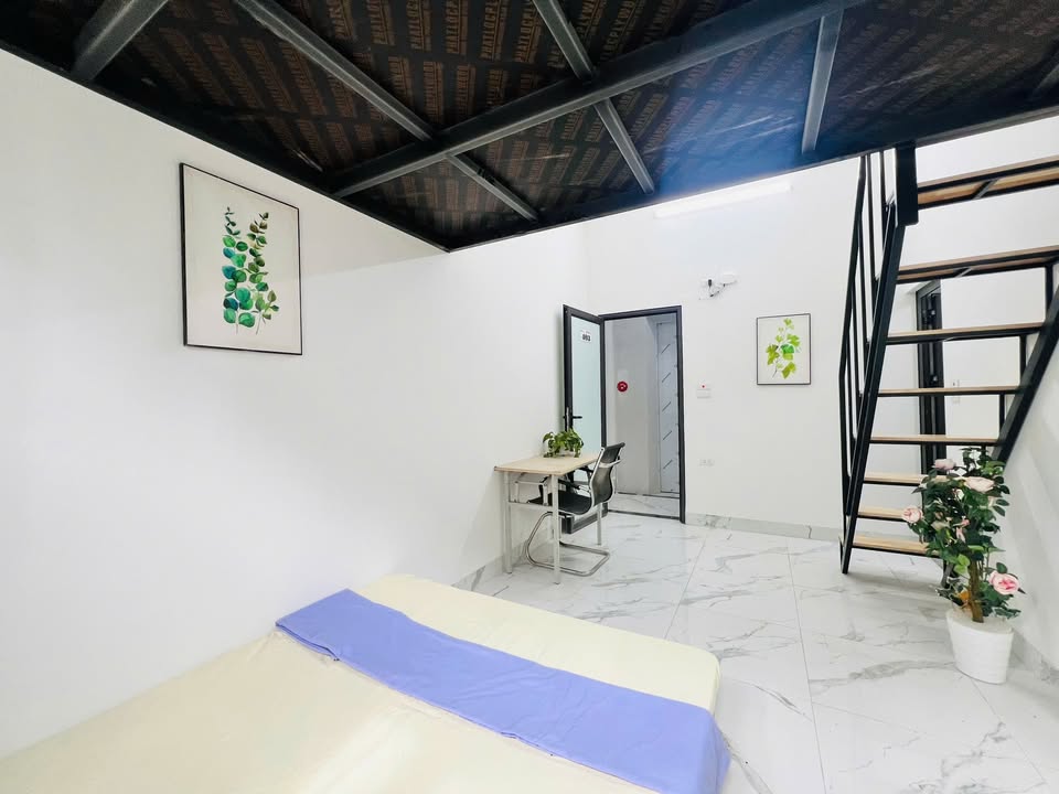 Phòng cho thuê Ngõ 241 Yên Xá 22m² giá 3.7 triệu - Nội thất đầy đủ tiện nghi!