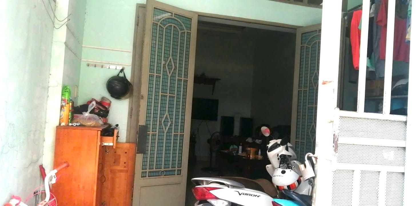 Nhà cấp 4 đường Võ Văn Hát, Q9, 65m² giá 3.9 tỷ - Sẵn sàng vào ở!