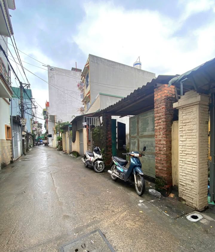 Đất Thạch Bàn Long Biên 102m² giá 25 tỷ - Ngõ ô tô vào tận nhà!