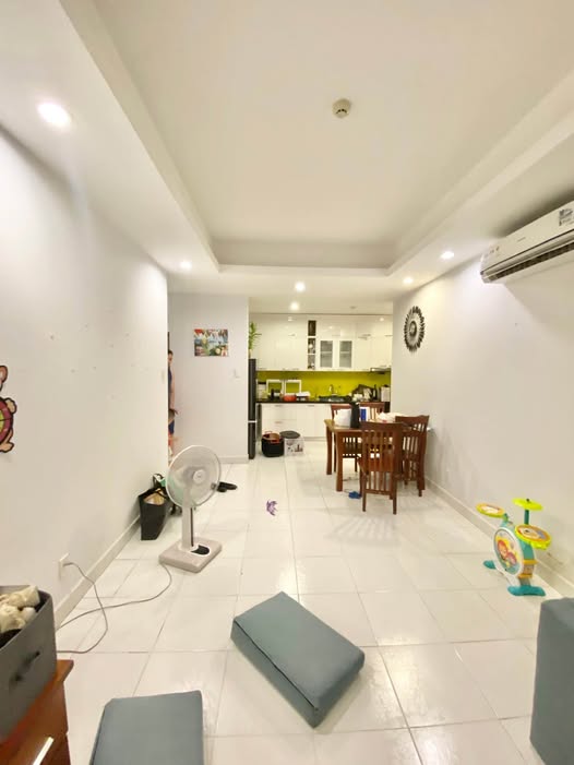 Căn hộ The One Residence Hoàng Mai 90m² giá 9 triệu - Thiết kế lô góc hiện đại!