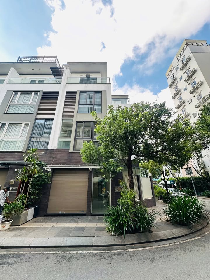 Cho thuê nhà Cư Xá Hà Đô, Q10 - Diện tích 96m² - Khu VIP, dân trí cao!