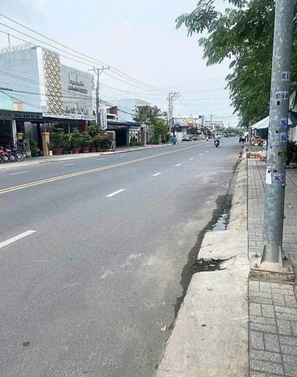 Nhà mặt tiền đường Châu Văn Liêm, Hiệp Tân 165m² giá 4.4 tỷ - Kinh doanh thuận lợi!