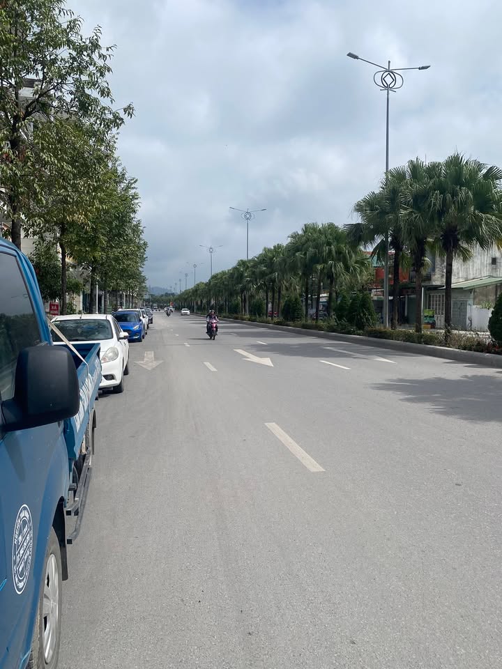 Đất mặt đường Hà Tu 70m² giá 5.8 tỷ - Phù hợp mở xưởng kinh doanh!