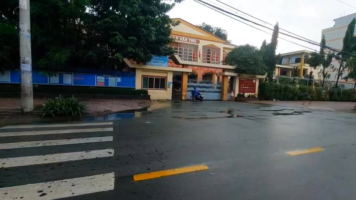 Đất nền liền kề đường Nguyễn Thị Kiểu, quận 12 - Sổ đỏ chính chủ, giá chỉ 4.9 tỷ!