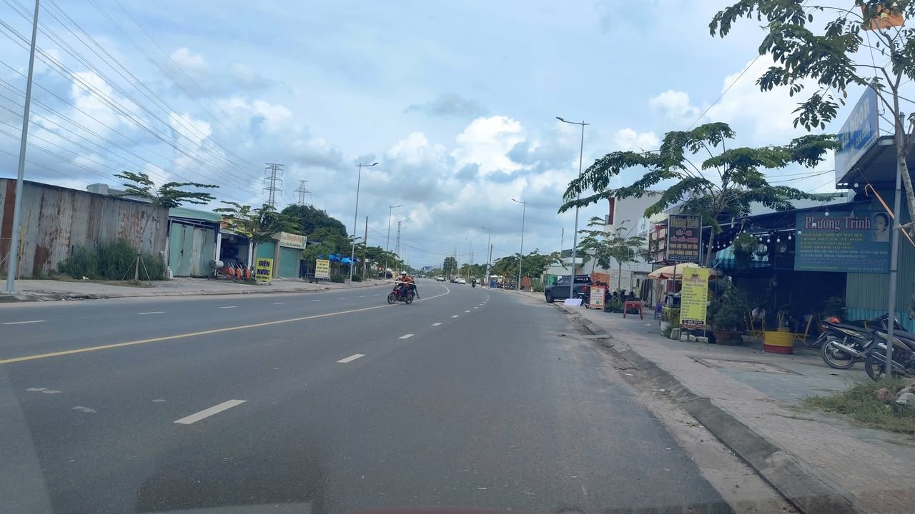 Đất nền mặt tiền đường S Phú Mỹ, 150m² giá 5.2 tỷ - Kinh doanh sầm uất!