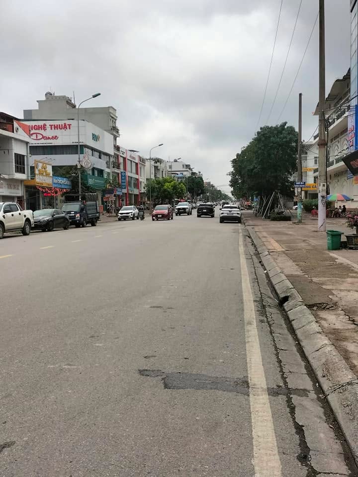 Bán đất mặt đường Dốc Việt Kiều, Cẩm Phả, 158m² - Vị trí vàng đầu tư sinh lời!