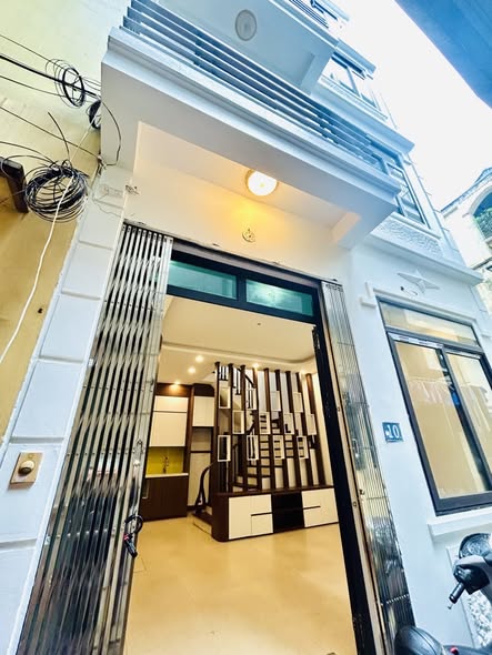 Nhà phố Đại Từ 35m² giá 7.5 tỷ - Tiện ích đầy đủ, ở ngay!