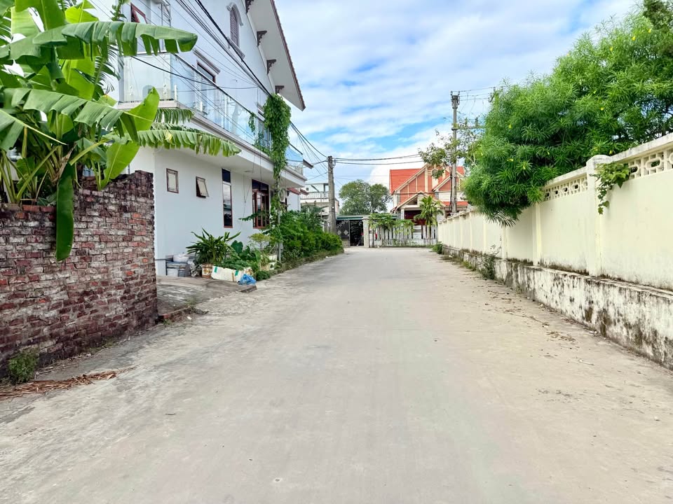 Đất Nền Khu Hồng Kỳ, Ninh Dương, Móng Cái 93m² - Mặt Tiền 6.6m, Giá Chỉ 1 Tỷ!