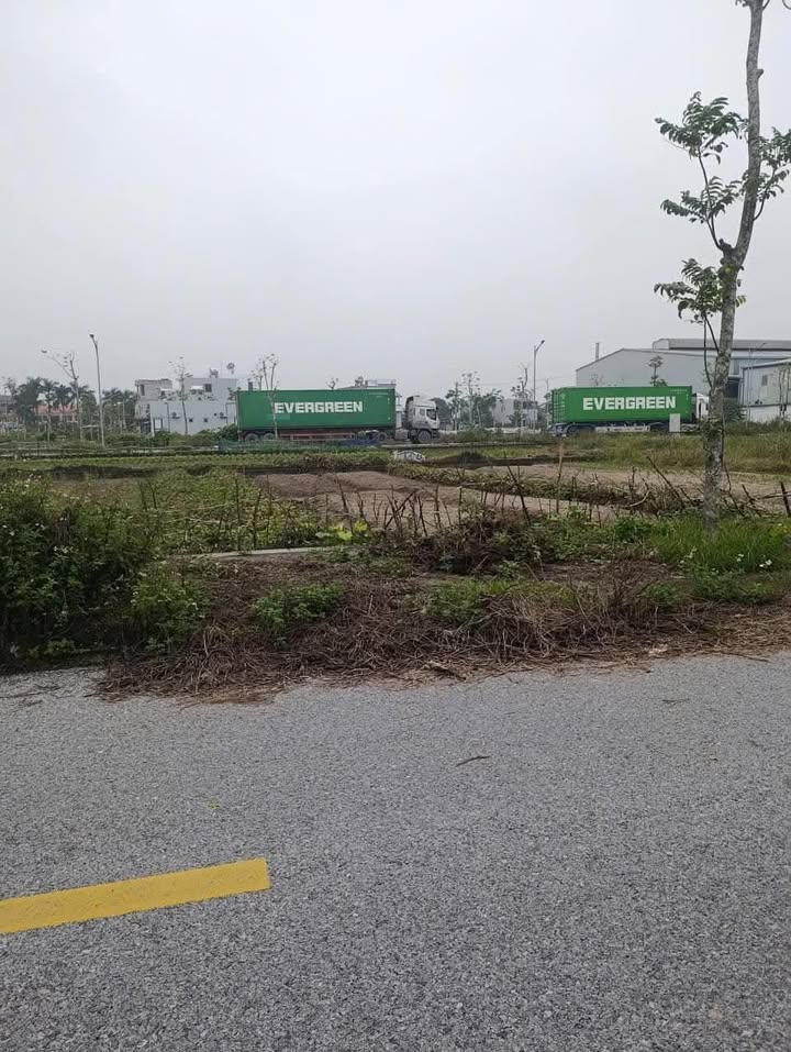 Đất nền khu tái định cư Vũ Quý - Kiến Xương 132m² giá chỉ 1.8 tỷ - Cơ hội đầu tư tuyệt vời!