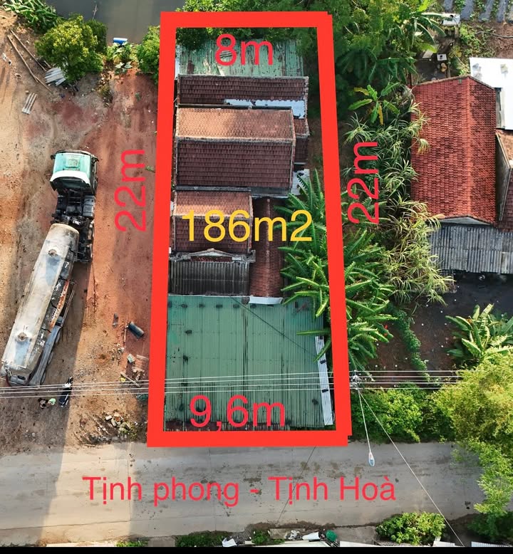 Nhà cấp 4 tại Tịnh Phong, Sơn Tịnh 186m² giá 1.4 tỷ - Mặt tiền đường chính